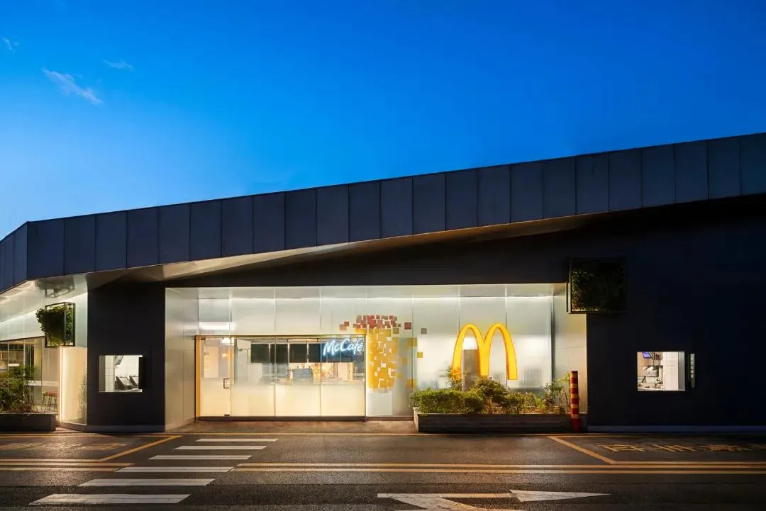 CUBE旗舰店 · 成都、深圳